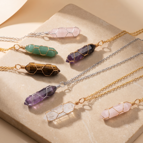 Collar de Piedra Natural y Cristal - Colgante Hexagonal Energético